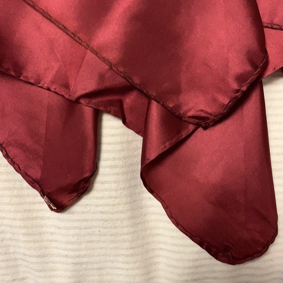 - Silk pocket square - - Picture 2 of 7